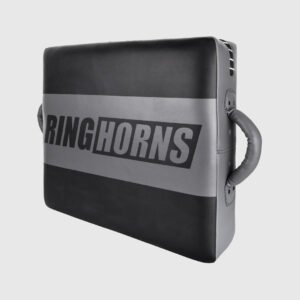 ALMOHADILLA DE PATADA CUADRADA RINGHORNS CHARGER BLACK
