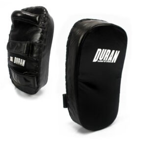 PROTECTOR PARA PATADAS MMA CUERO BLACK